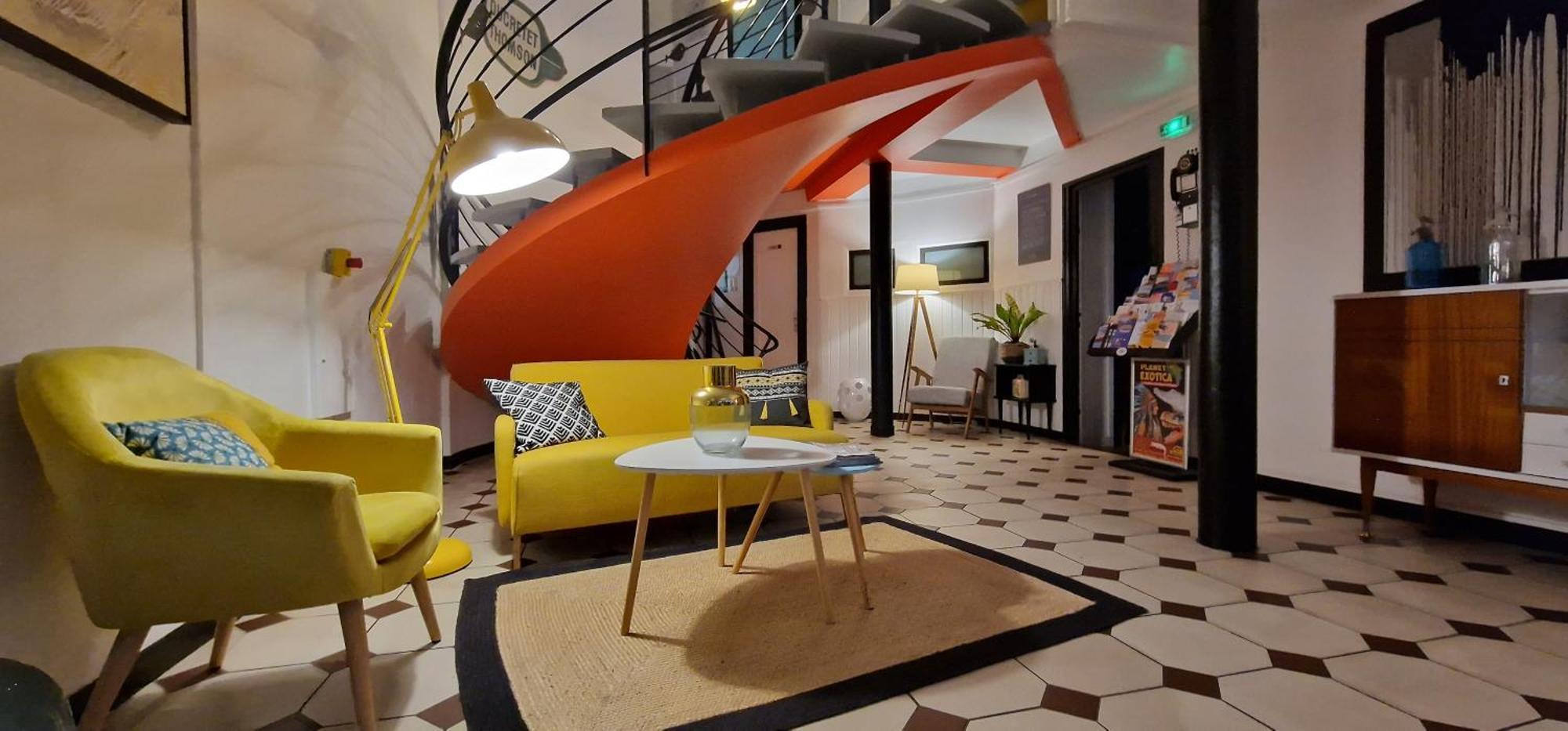 Hotel La Croisette & Restaurant Bistrot Gantier En Centre Ville ロワイヤン エクステリア 写真